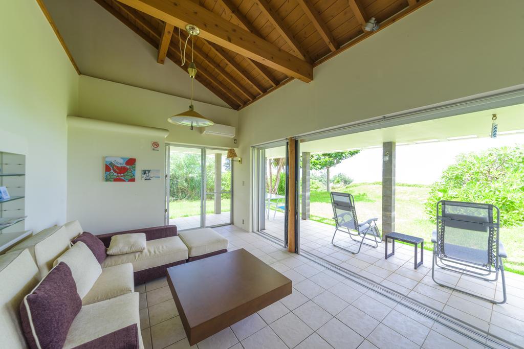 Keiki Beachhouse & Cafe Hotel Накиджин Екстериор снимка