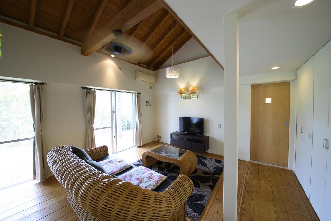 Keiki Beachhouse & Cafe Hotel Накиджин Екстериор снимка