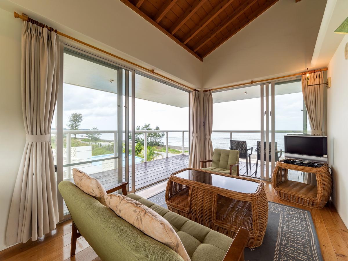 Keiki Beachhouse & Cafe Hotel Накиджин Екстериор снимка