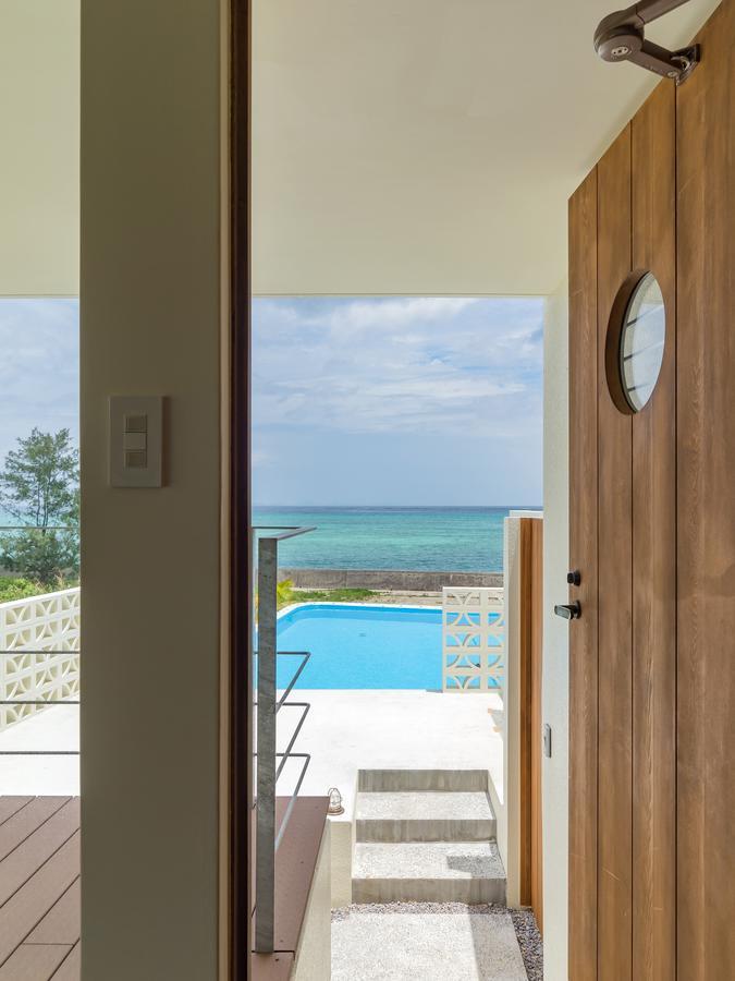 Keiki Beachhouse & Cafe Hotel Накиджин Екстериор снимка
